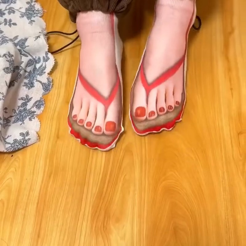 Bare feet, flip-flops and a pedicure