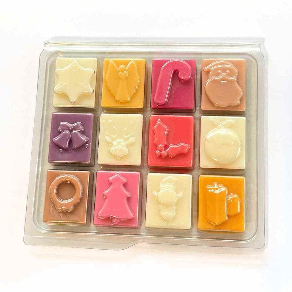 Christmas Wax Melts Gift Set – 12 Festive Scents in One Clamshell