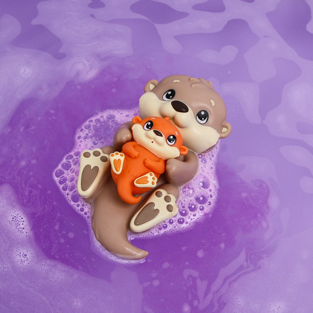 Floating Otter Bath Toy with 3 Lavender Bath Bombs – Bedtime Gift