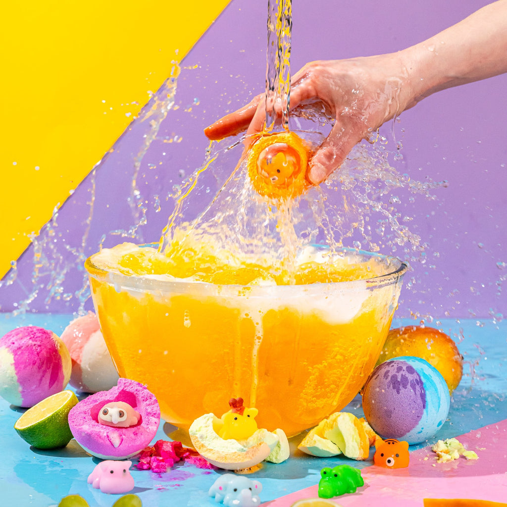 Kids Bath Bombs with a Surprise Squishy Toy Inside – Pack of 6